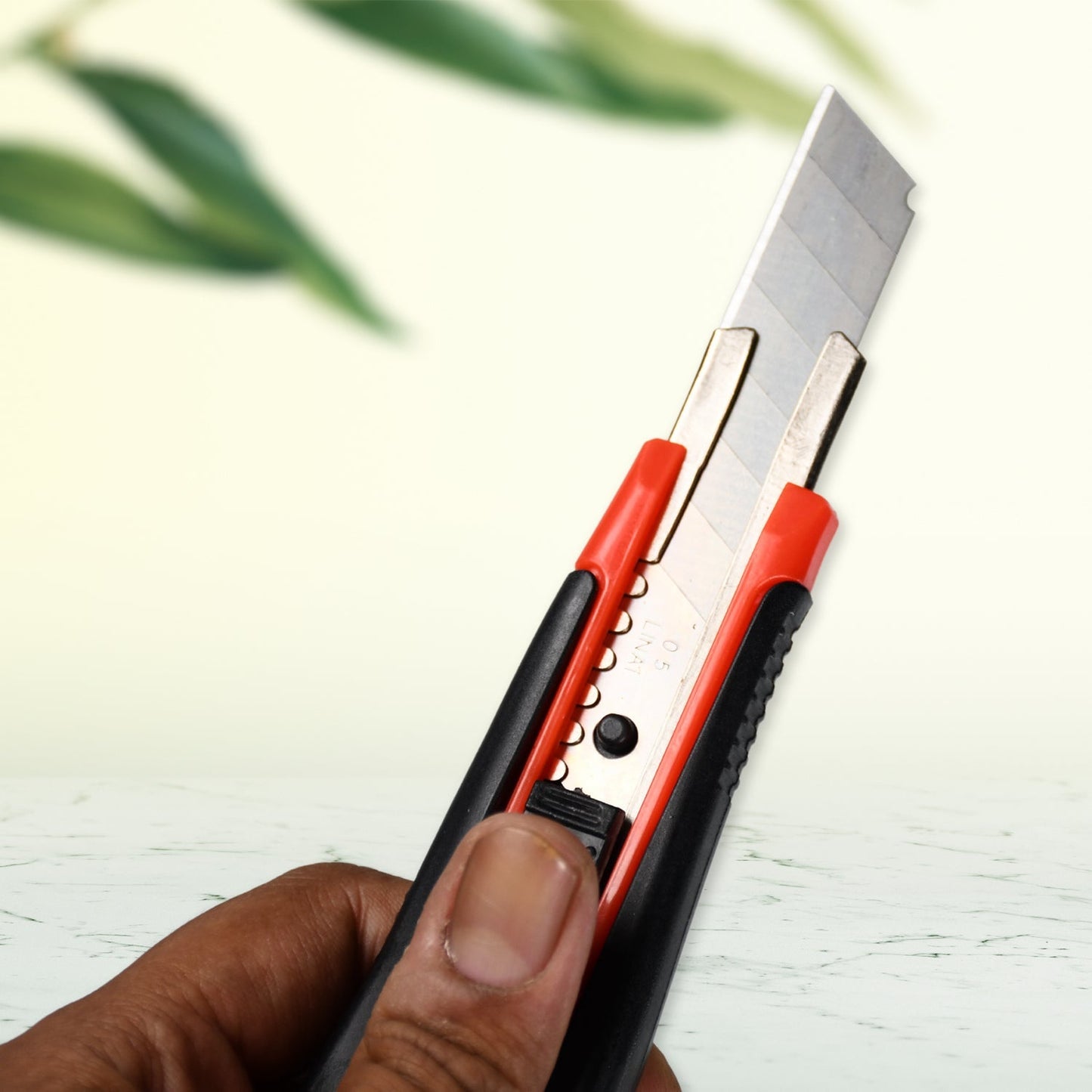 Heavy Duty 18mm Cutter Knife Set with Extra Blades for Office & Home - Springkart 
