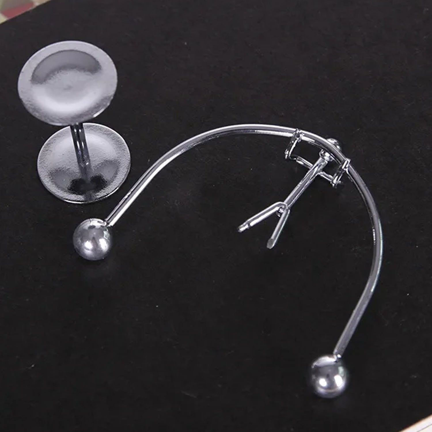 Mini Steel Balance Toy, Decoration Pendulum Newton Cradle Balance Ball Tumbler Desk Toy Metal Man Home Home Decoration Crafts - Springkart 