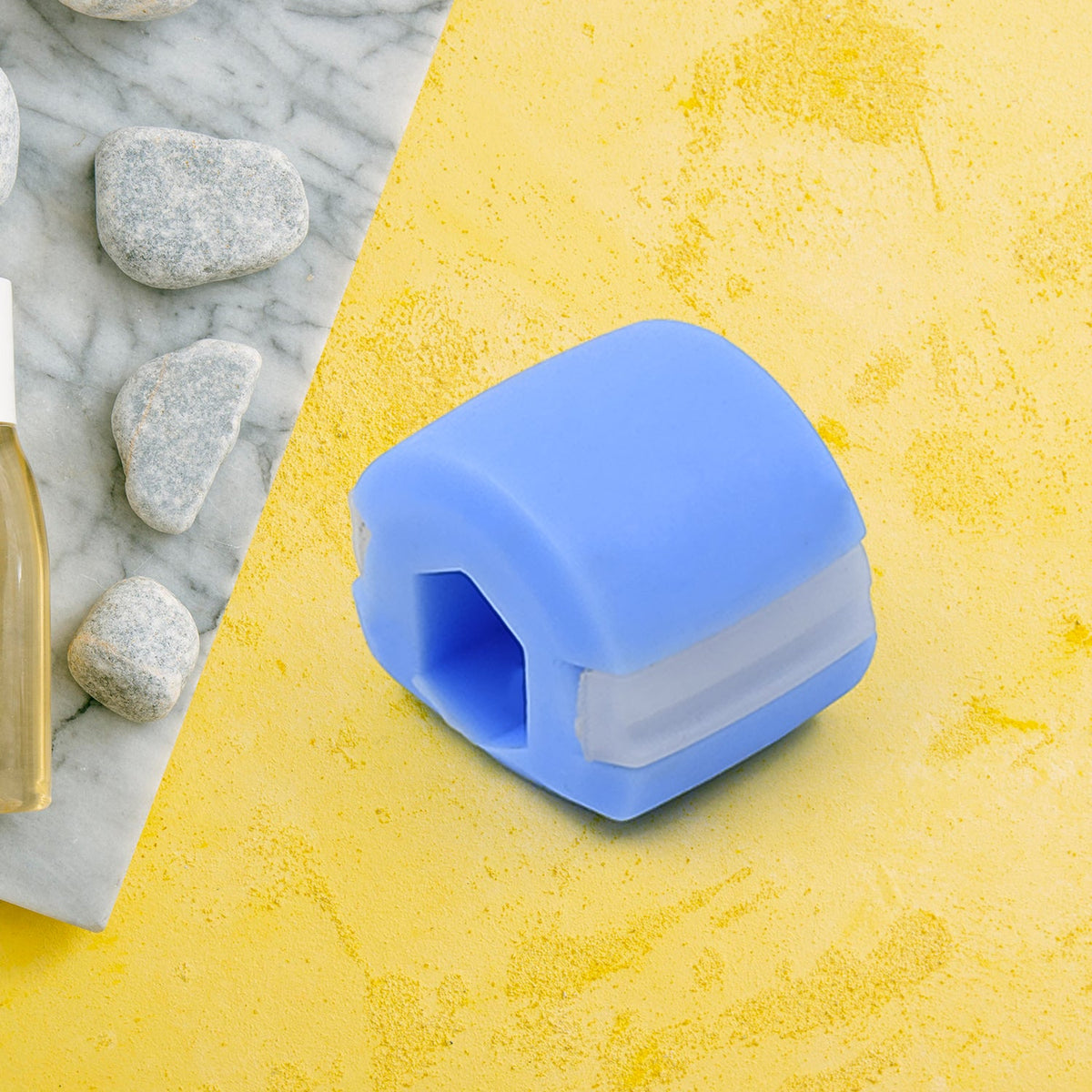 Cn Blue Mouth Exerciser Used To Gain Sharp And Chiselled Mouth Easily And Fast. - Springkart 