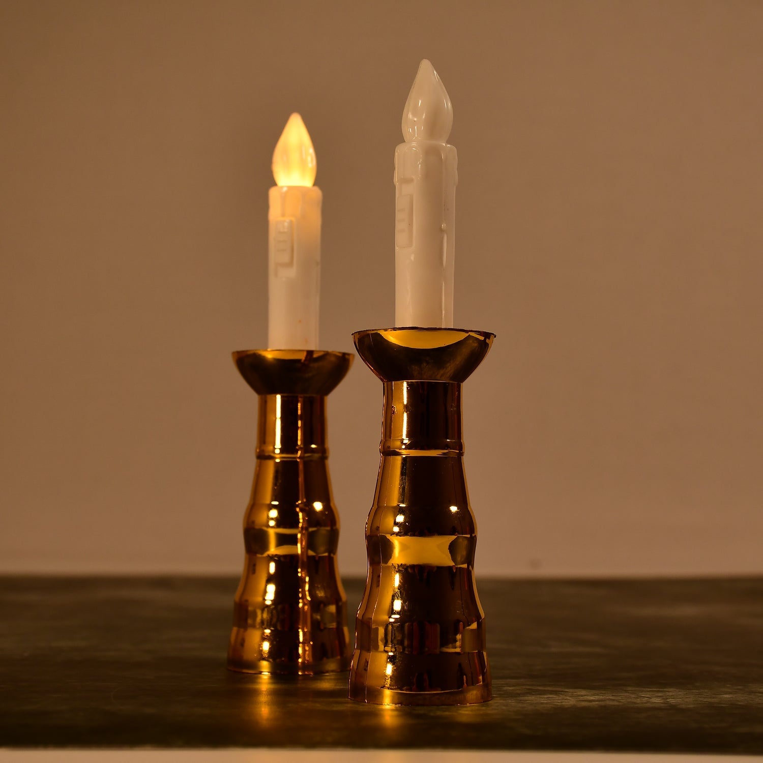 Set of 2 LED flameless candles, decorative light for events