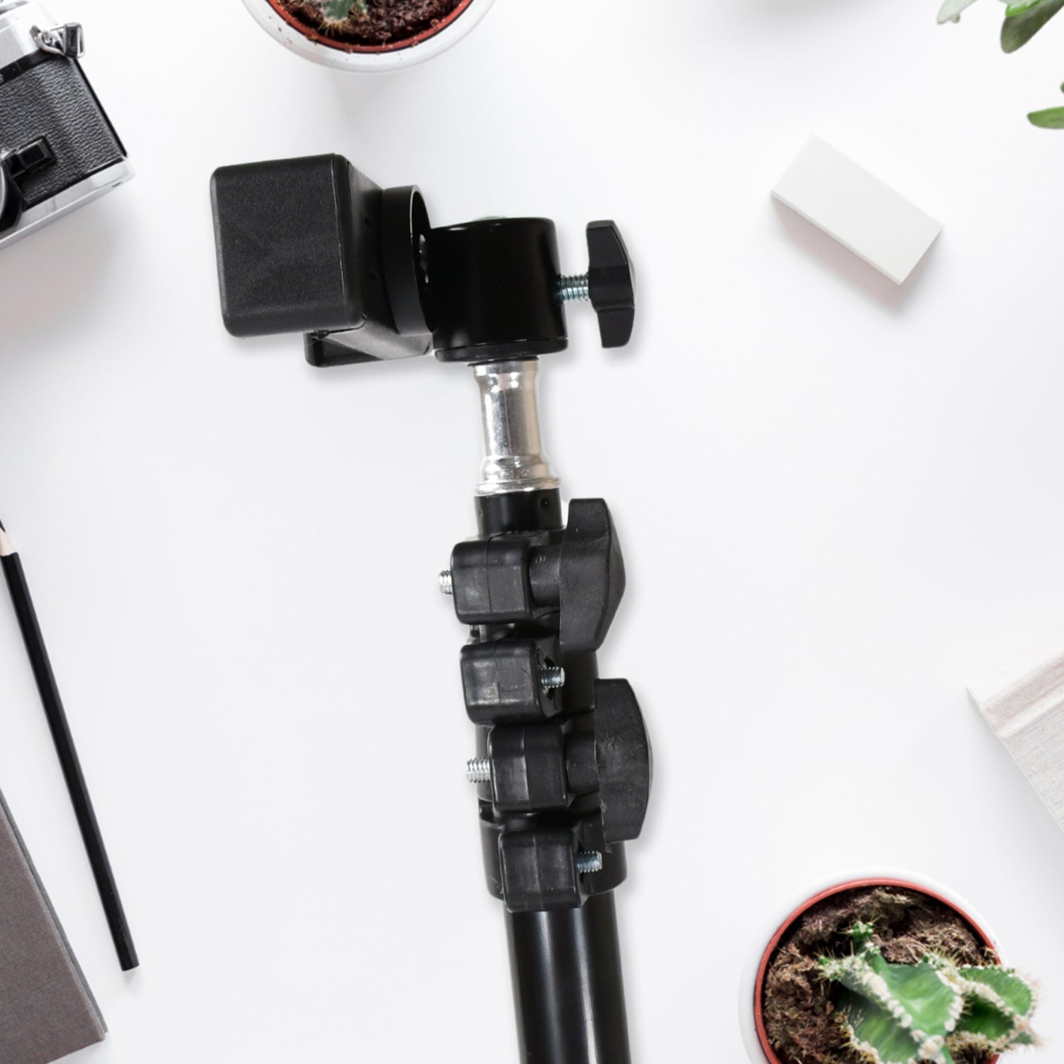 Professional Tripod with Multipurpose Head for Low Level Shooting, Panning for All DSLR Camera Photography Tripod Stand Folding Photo Stand Maximum Height 170 Cm - Springkart 