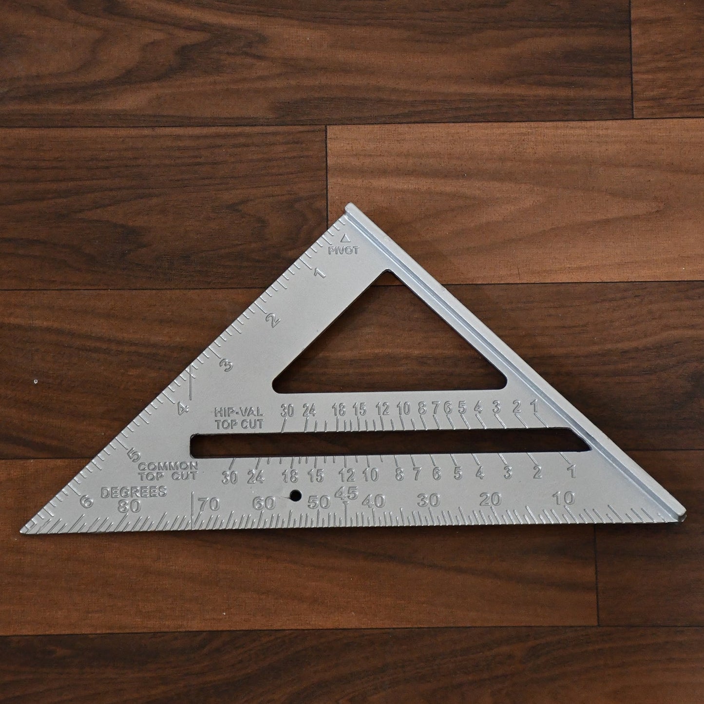 Double Side Scale Triangle Measurement Hand Tool, 45 Degree Triangle Ruler, Home for Industry, Aluminum Alloy Rafter Square 7-Inch Length - Springkart 
