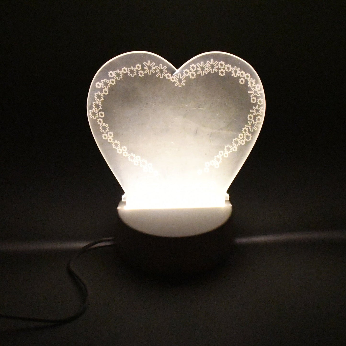 Creative Visualization Lamp 3 D Acrylic Decorative Lamp for Creative Keeps Notes Drawing Table Lamp for Home Decor / Bedroom / Gift / Office Decoration / Erasable Board (Heart-Shape / 1 pc) - Springkart 