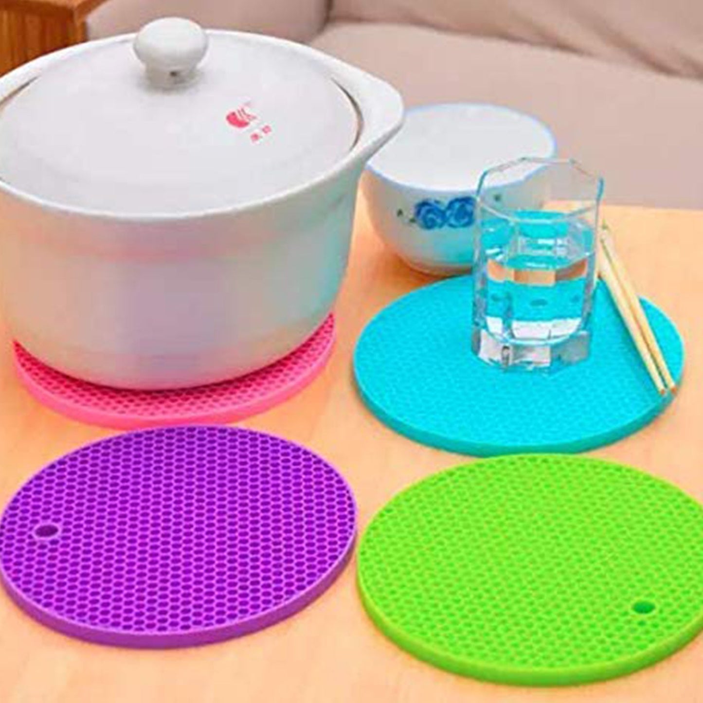 Mat, 4 Pc Silicon Hot Mat For Placing Hot Vessels And Utensils Over It Easily Without Having Any Visible Marks On Surfaces. - Springkart 