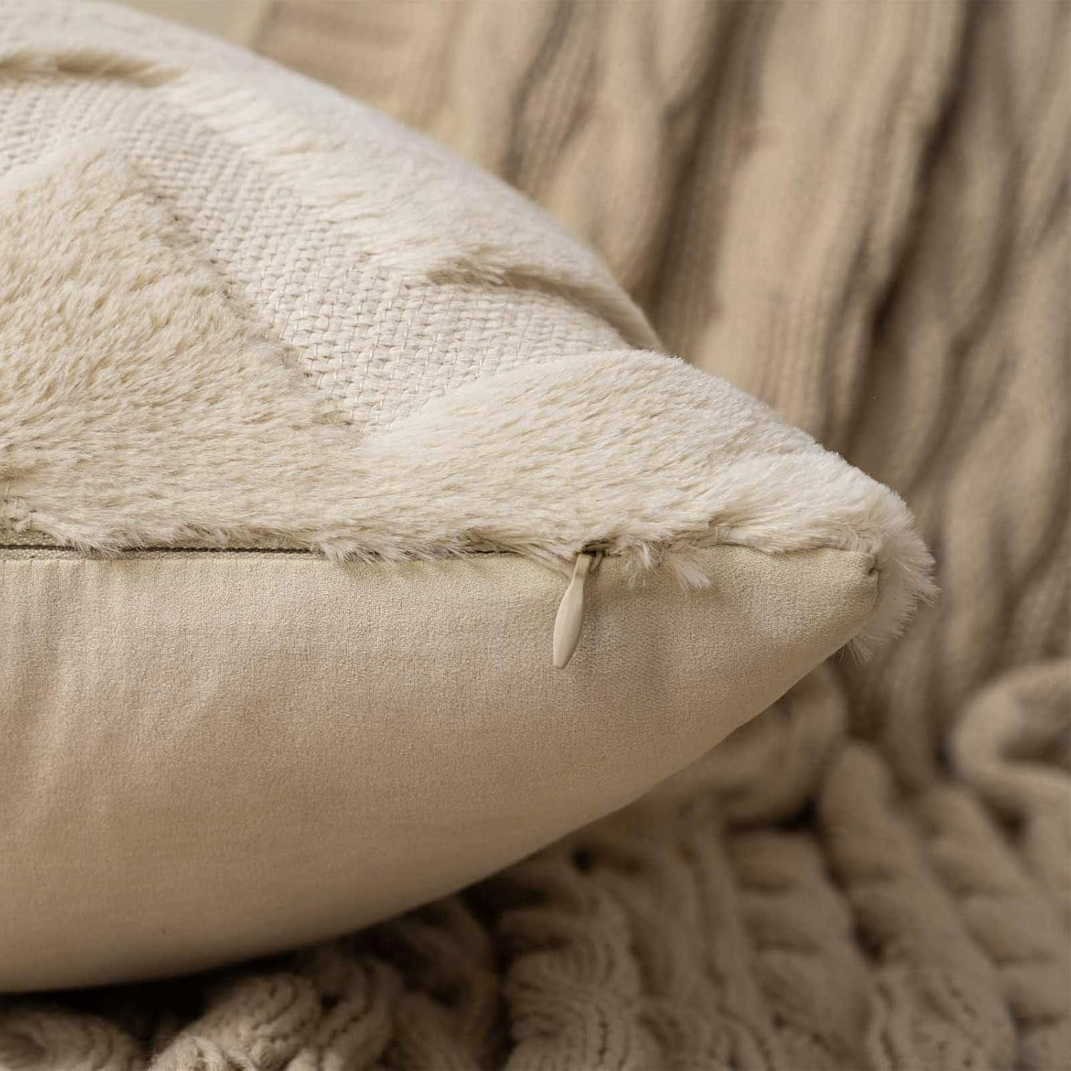 Pillow Covers, Couch Pillows Cover, Soft Decorative Cover (1 Pair / 2 Pc / 50×50 CM) - Springkart 