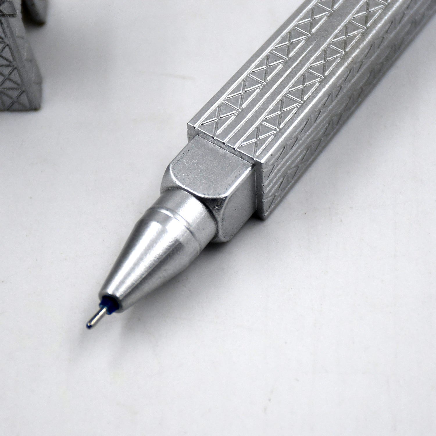 Eiffel Tower Design Unique Pen Smooth Writing Pen (1pc) - Springkart 