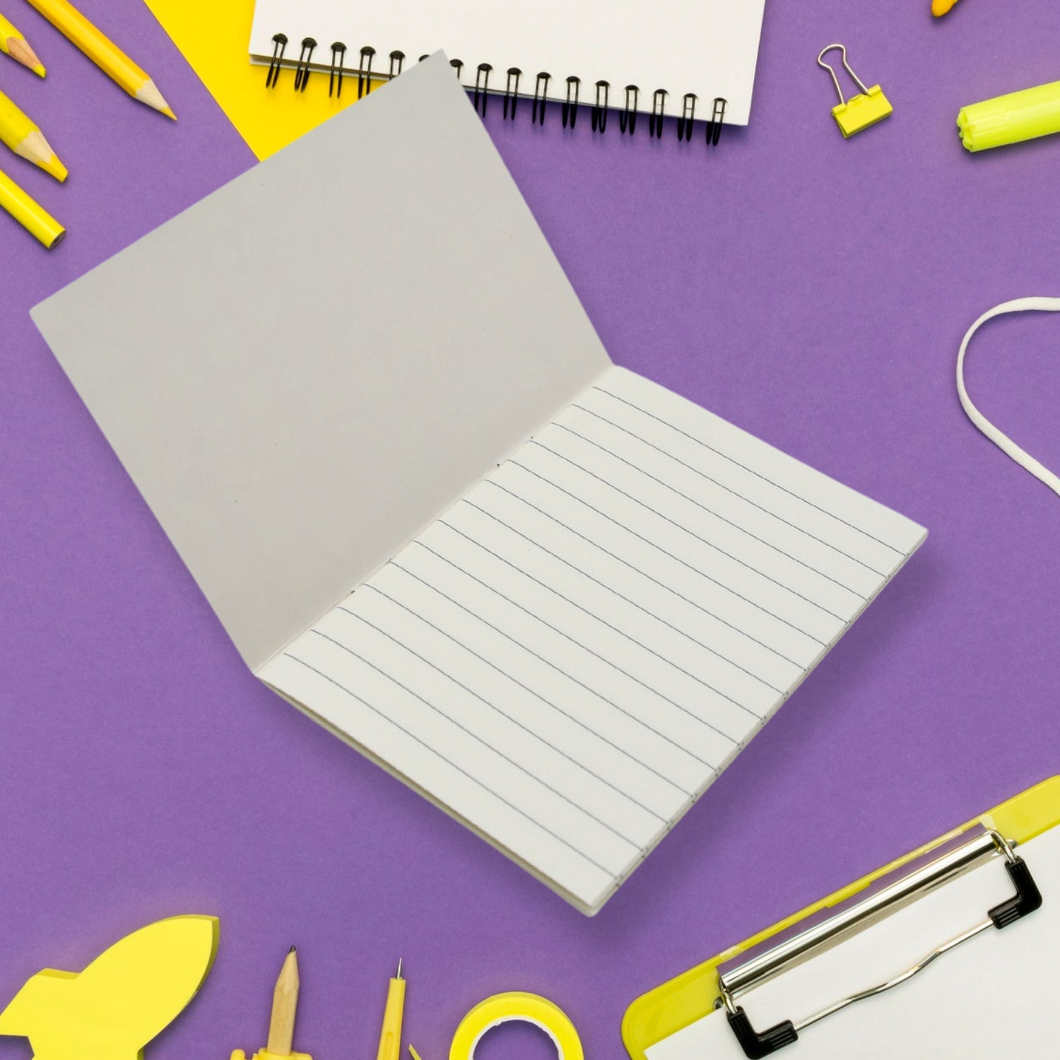Cute Journal Diary, Notebook for Women Men Memo Notepad Sketchbook 16 Pages Writing Journal for Journaling Notes Study School Work Boys Girls, Stationery (85x120MM / 1 Pc) - Springkart 