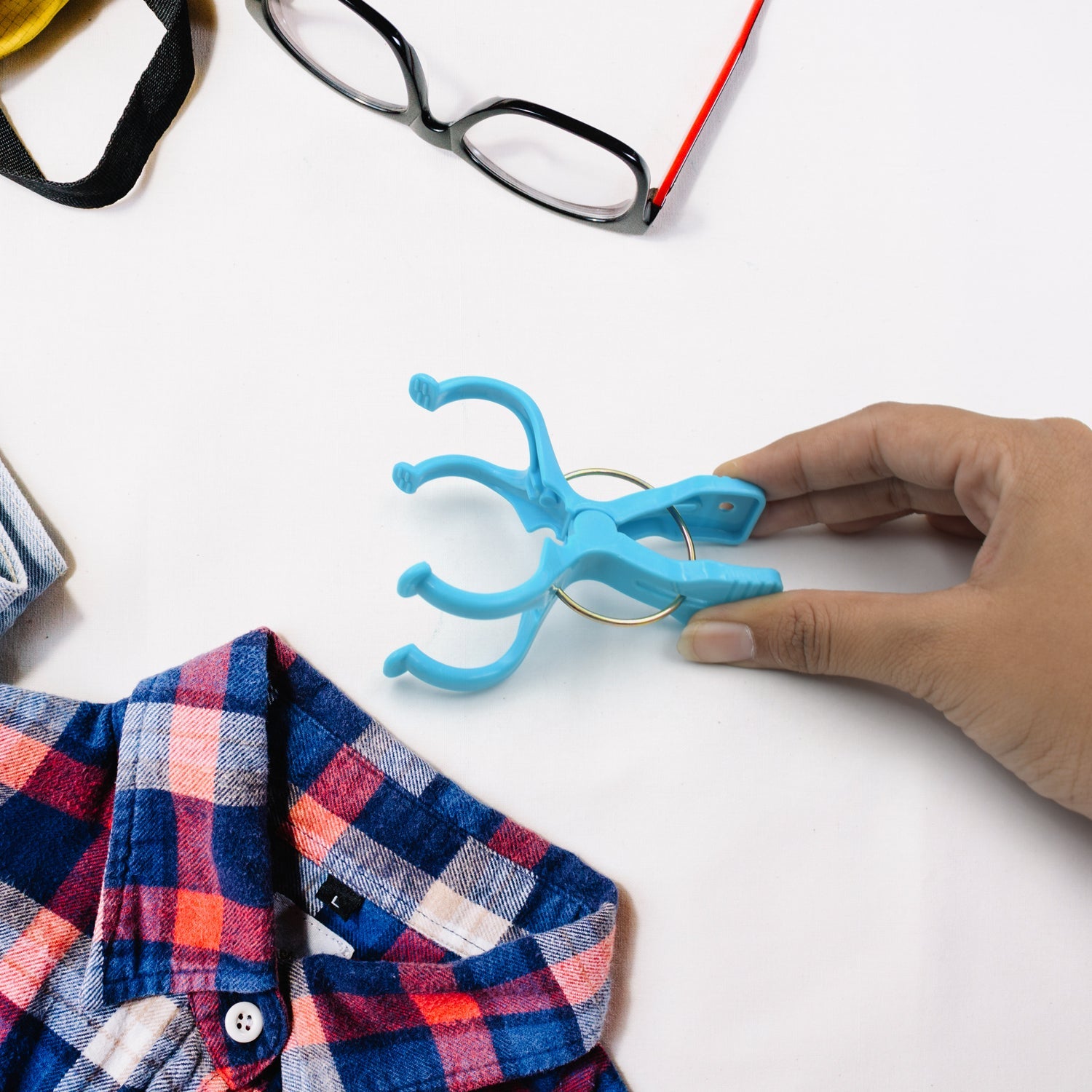 Big Multifunction Plastic Heavy Quality Cloth Hanging Clips - Springkart 