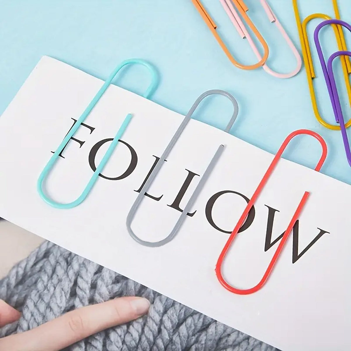 Multipurpose Assorted Color Paper Clips (Approx 30 Pcs / Medium Size) - Springkart 