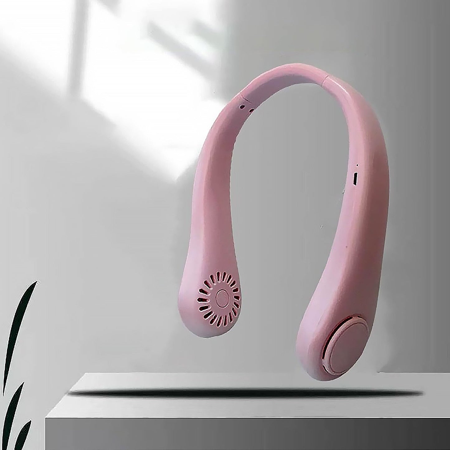 Portable Neck Fan: Holiday Hands Free Bladeless Neck Fan, 360° Cooling Hanging Fan, USB Rechargeable Personal Neck Fan, Wearable Neck Fan Suitable for Traveling - Springkart 