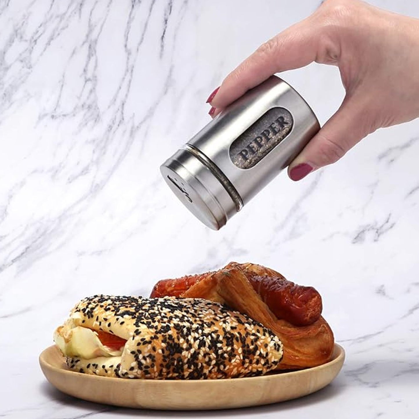 Multi-purpose Seasoning Bottle, Salt and Pepper Shakers Stainless Steel and Glass Set with Adjustable Pour Holes For Home Cooking Picnic, Camping Ration Salt Shakers (1 Pc) - Springkart 