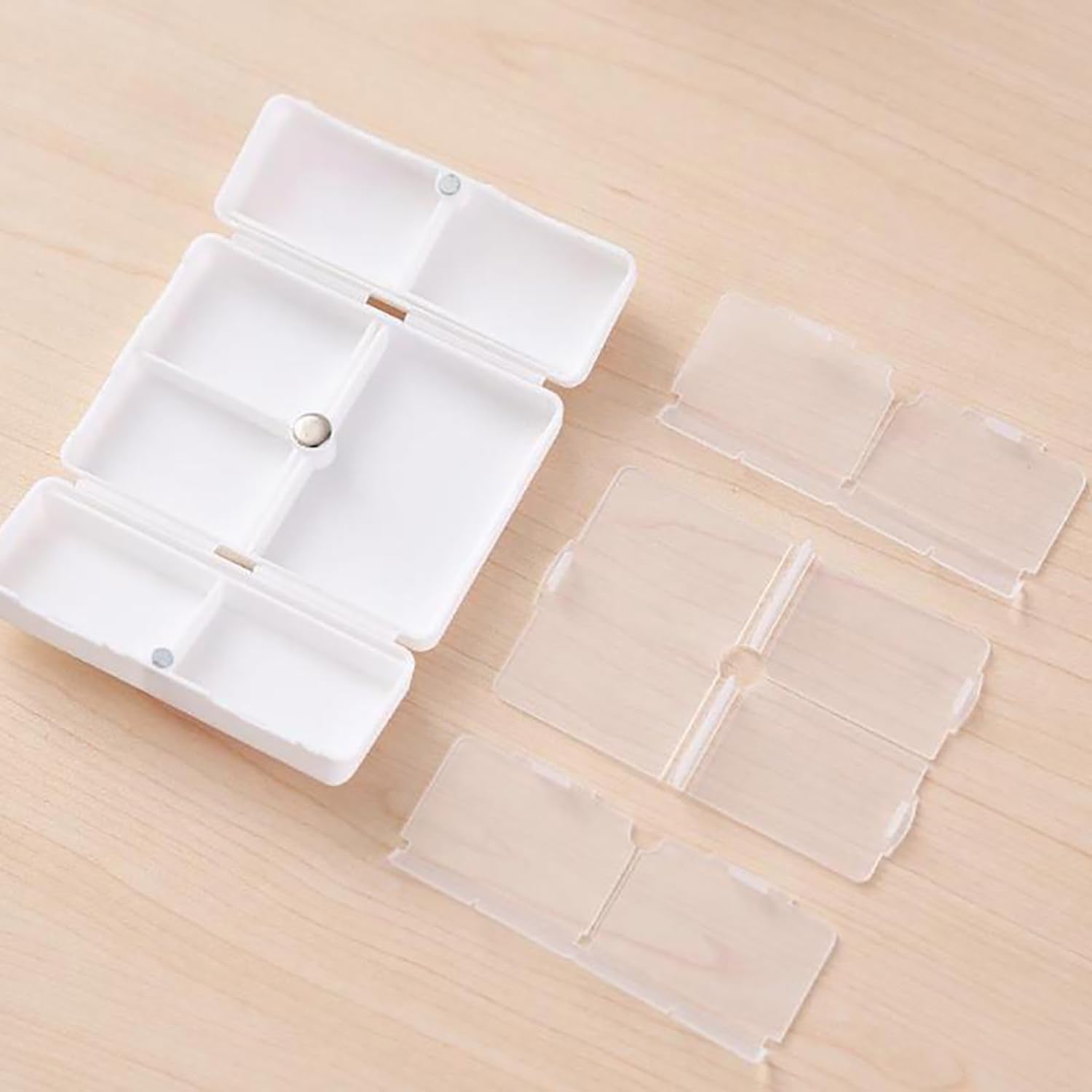 Magnetic Pill Organizer, 7 Compartments Portable Pill Case Travel Pill Organizer, Folding Design Pill Box for Purse Pocket to Hold Vitamins, Cod Liver Oil, Supplements, Medicine Box (1 Pc) - Springkart 