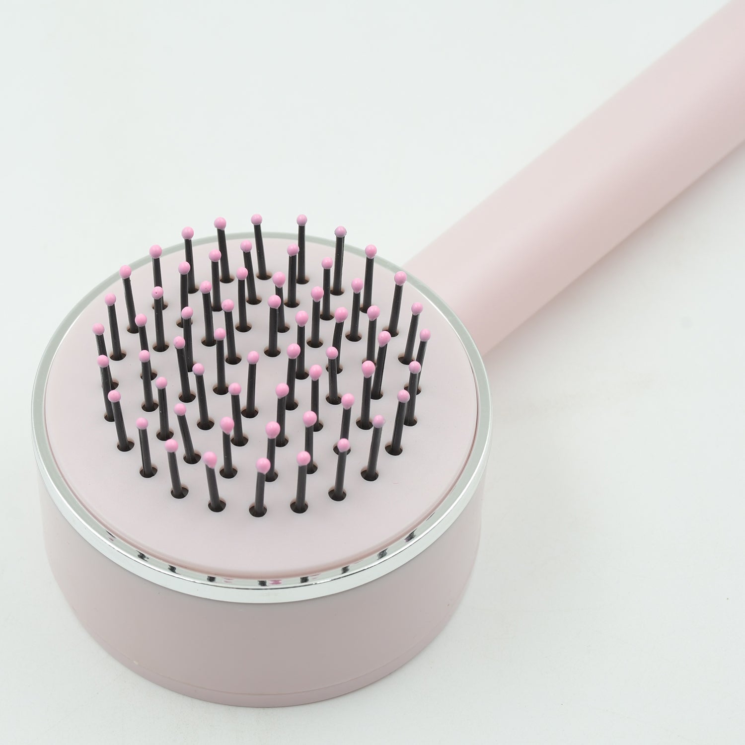 Air Cushion Massage Brush, Airbag Massage Comb with Long Handle, Self-Cleaning Hair Brush, Detangling Anti-Static for All Hair - Springkart 