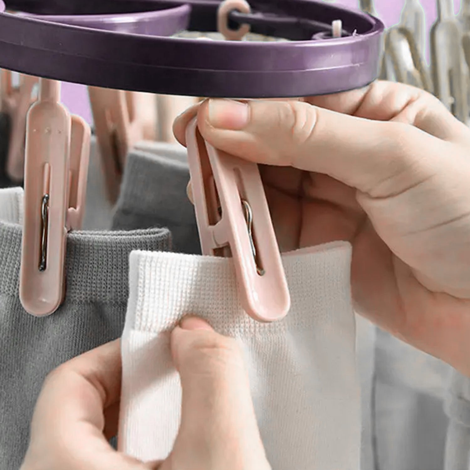 CLOTHESPIN RACK LAUNDRY DRYING RACK, CLOTHES HANGERS WITH 8 CLIPS, CLIP HANGER DRIP HANGER FOR DRYING UNDERWEAR, BABY CLOTHES, SOCKS, BRAS, TOWEL, CLOTH DIAPERS, GLOVE - Springkart 