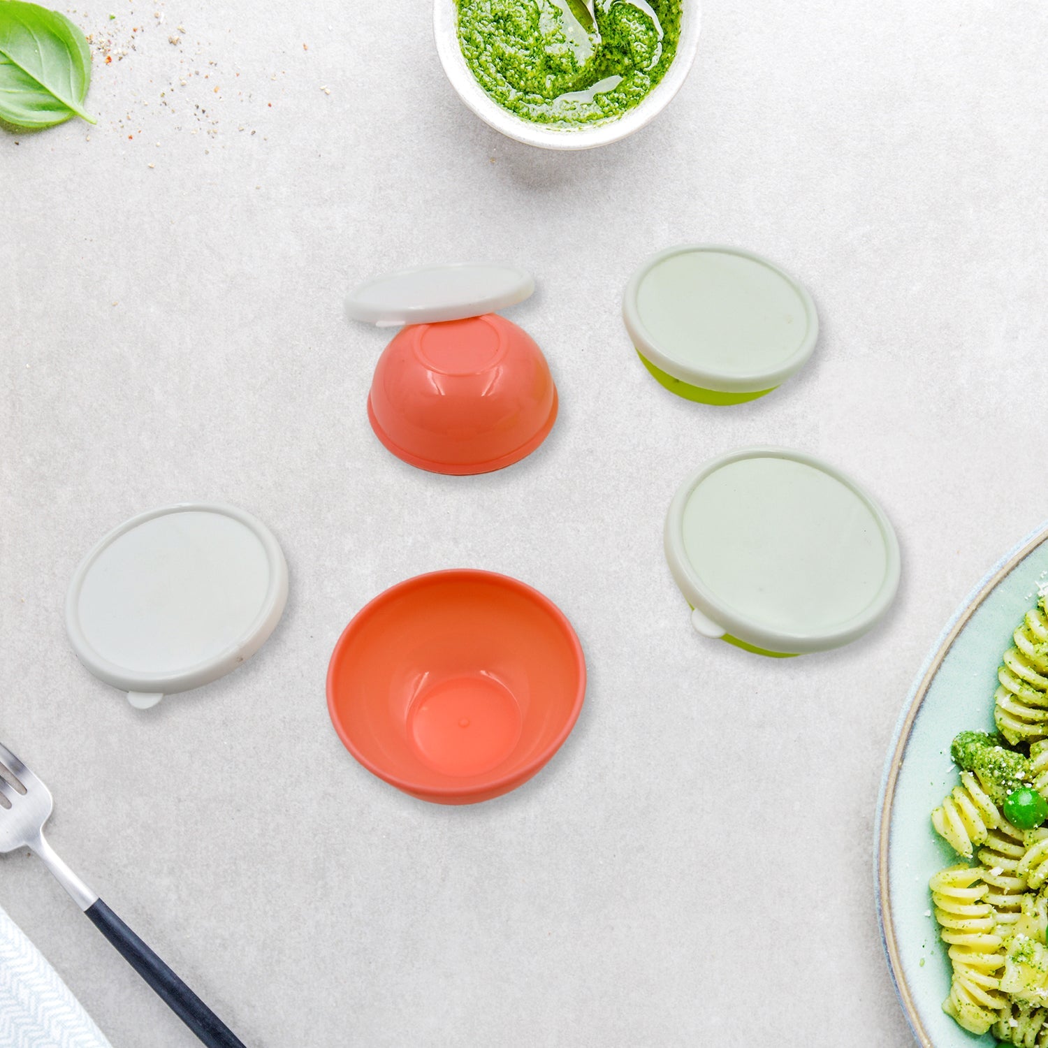 Multipurpose Small Round Plastic Bowl / Katori With Lid, Microwave Safe Reusable Lightweight Bowl, Dishwasher Safe Chutney Bowl (4 Pcs Set) - Springkart 