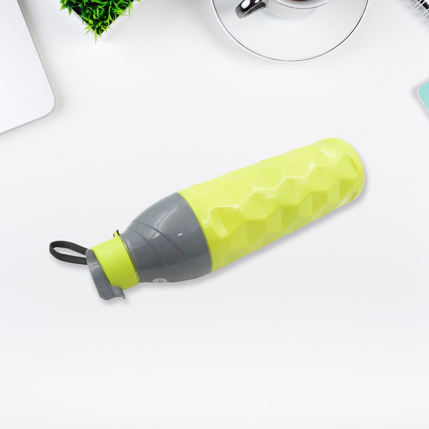 Insulated Sports Water Bottle with Dori (1.8L): Leakproof & BPA-Free (Mix Color) - Springkart 