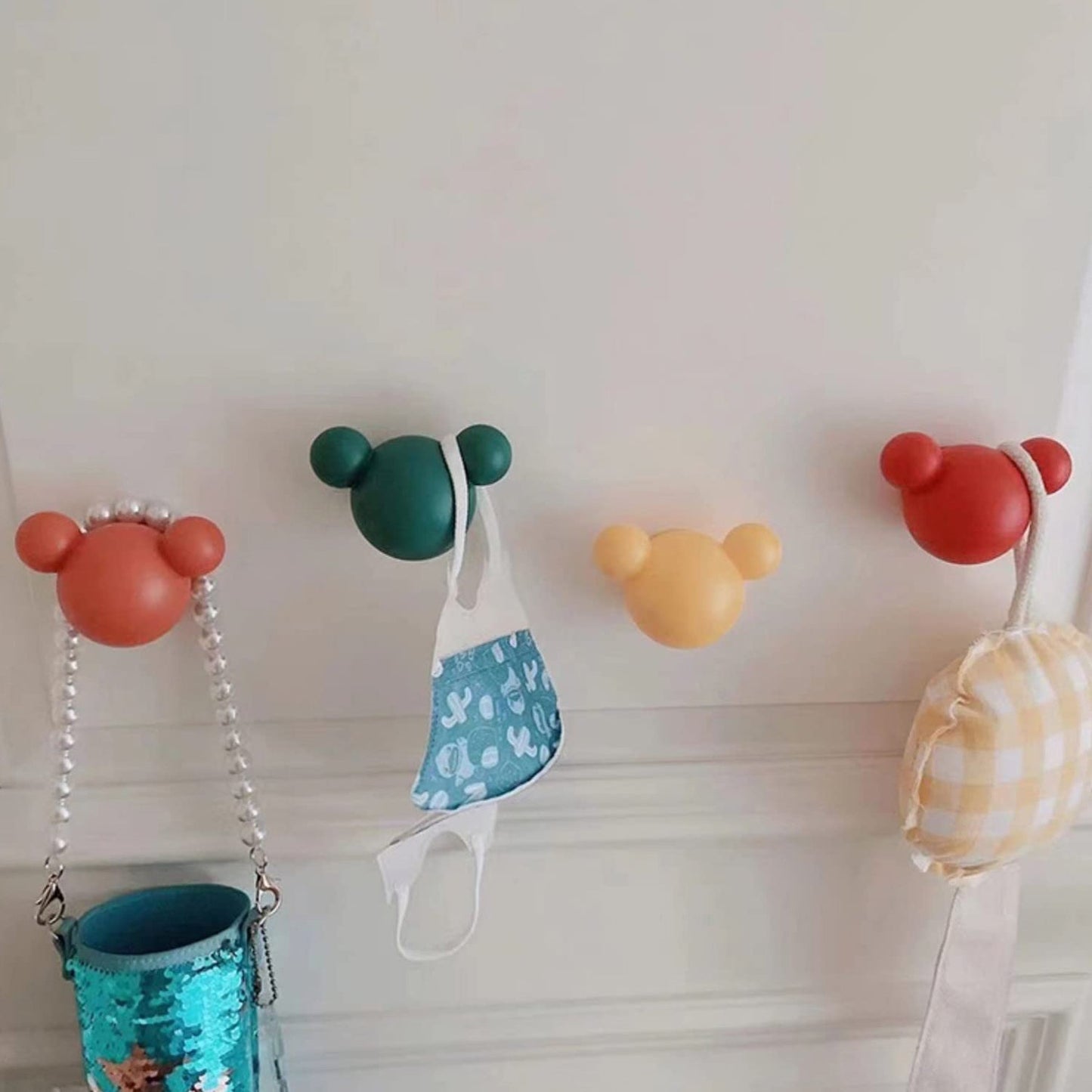 Bear Seamless Glue Hook Storage Kitchen, Children's Room, Bathroom (4pc). - Springkart 
