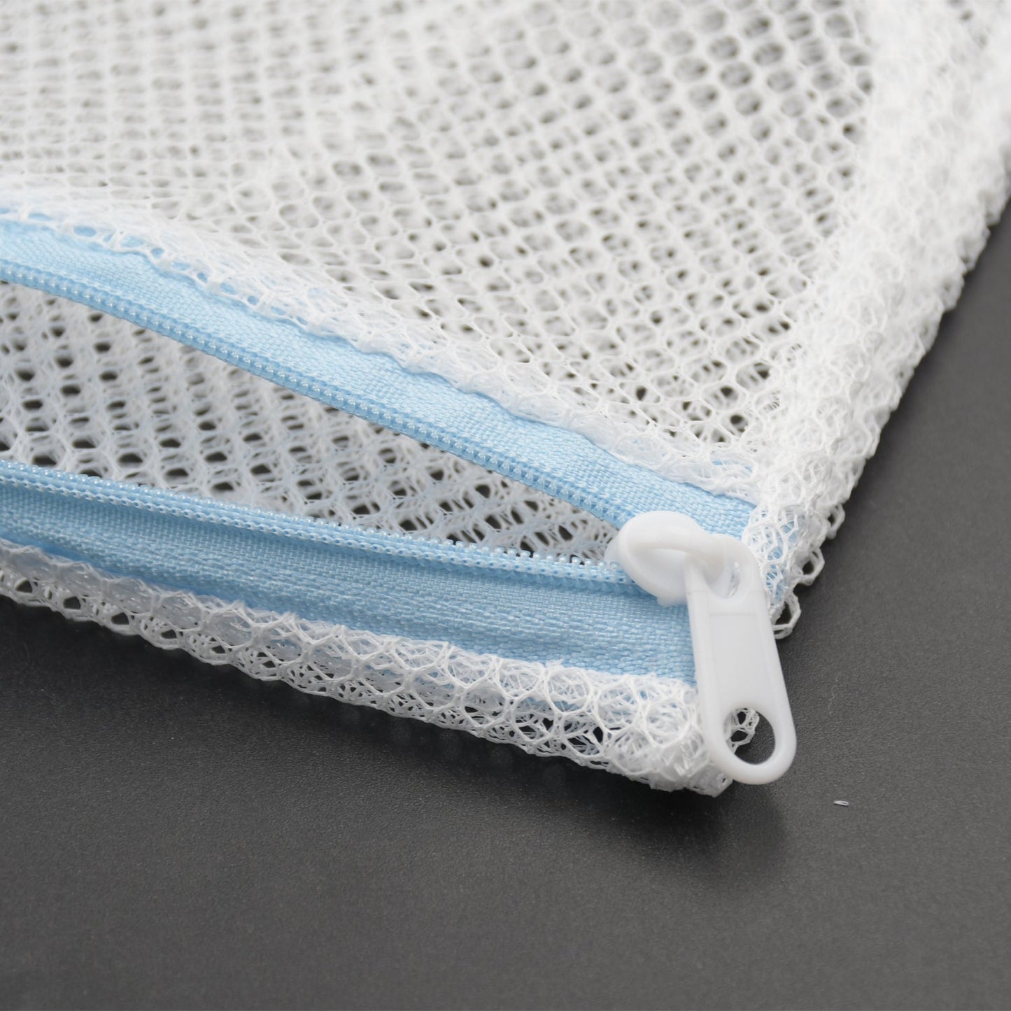 Large Mesh Laundry Bags for Delicate with Premium Zipper, Travel Storage Organize Bag, Clothing Washing Bags for Laundry, Blouse, Bra, Hosiery, Stocking, Underwear, Lingerie (1 Pc) - Springkart 