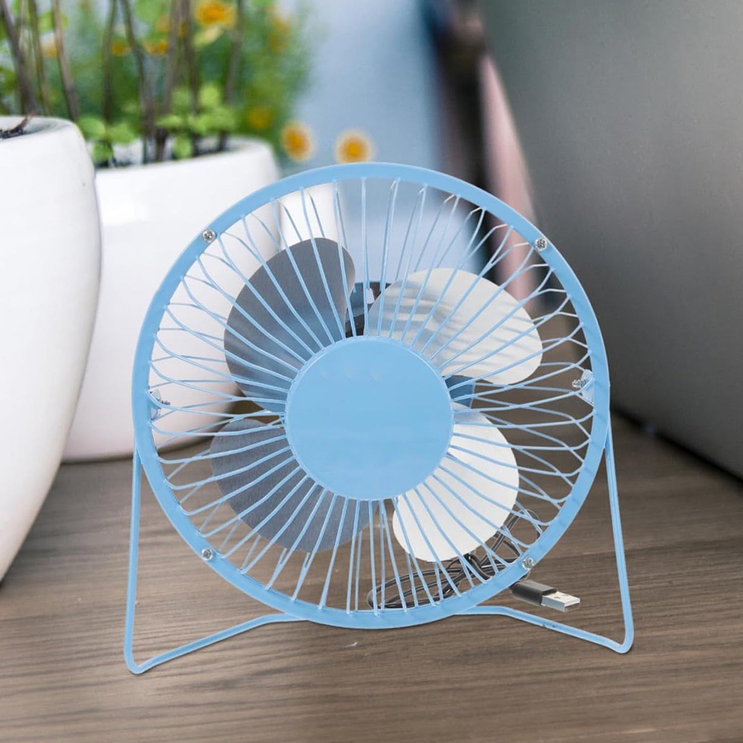 USB Table Desk Personal Metal Electronic Fan, Compatible with Computers, Laptops, Student Dormitory, Suitable For Office, School Use (1 Pc) - Springkart 