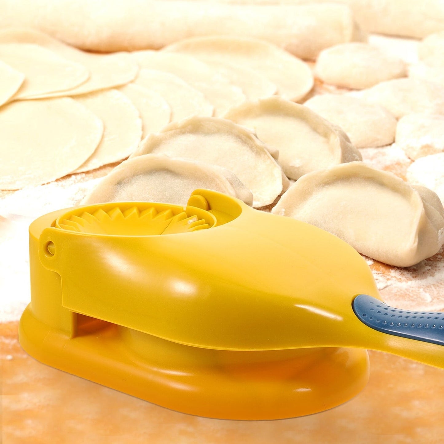 DUMPLING SKIN PRESS MOULD FOR GUJIYA , GHUGHRA , MOMOS MAKING, 2 IN 1 DUMPLING MAKER MOULD MACHINE, KITCHEN DUMPLING MAKING TOOL - Springkart 