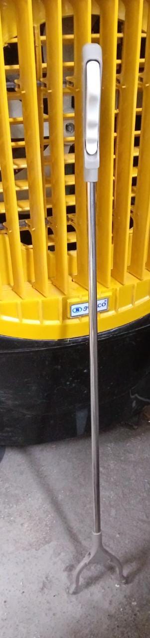 Lightweight Garbage Picker Tool for Kitchen Waste - Springkart 