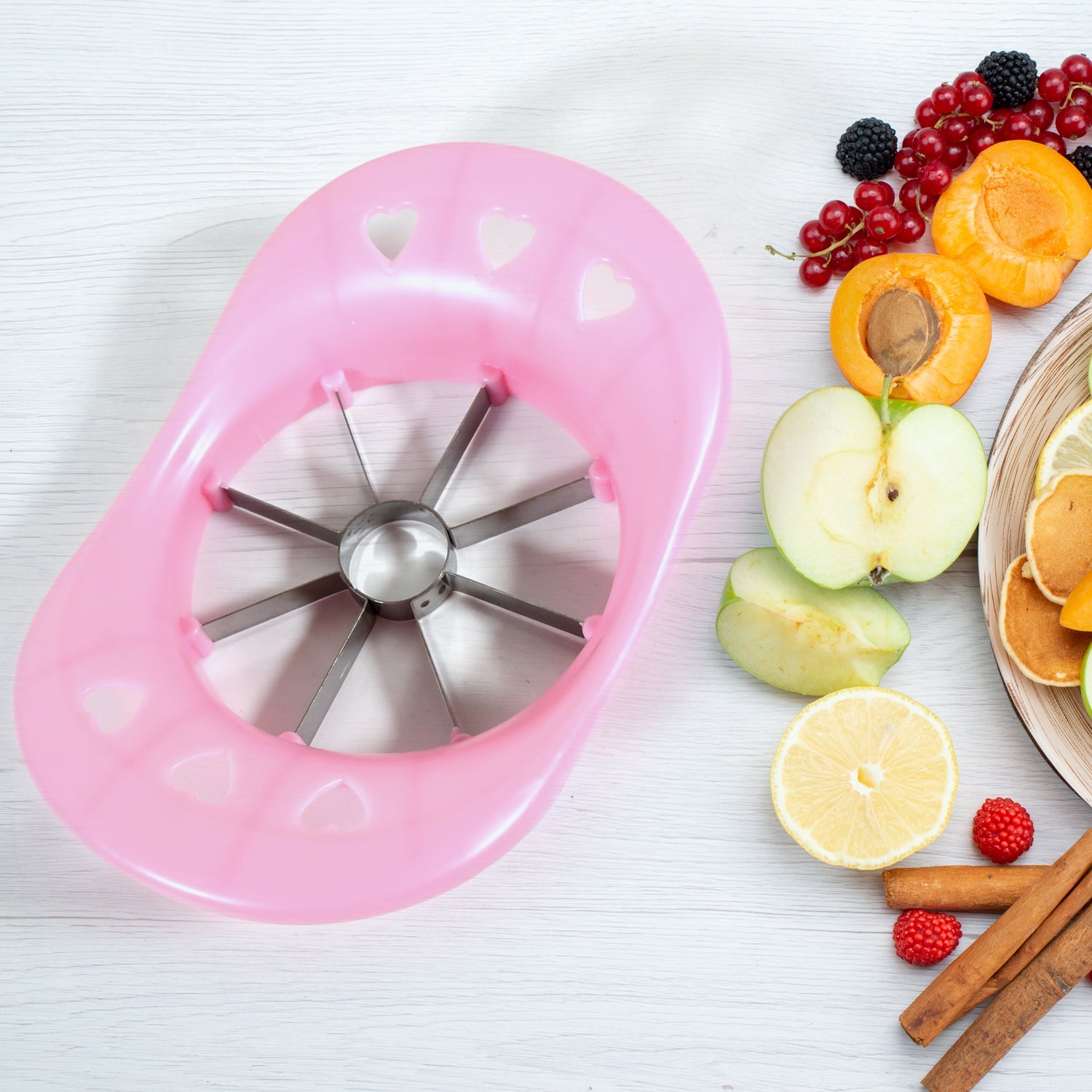Multi Purpose Fruit Slicer Apple Cutter Regular With 8 Stainless Steel Blades Apple Slicer (1 Pc) - Springkart 