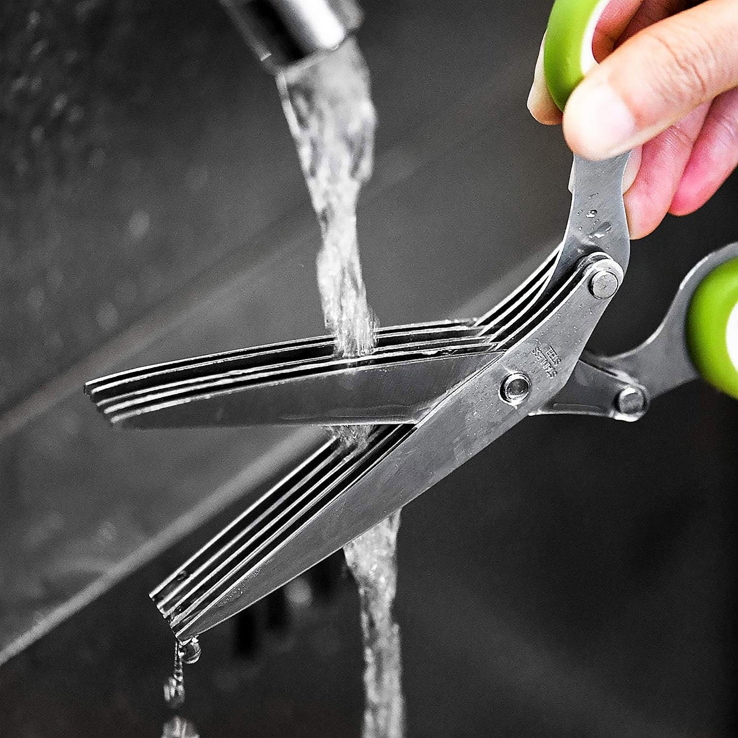 Herb Cutter Scissors 5 Blade Scissors Kitchen Multipurpose Cutting Shear with 5 Stainless Steel Blades & Safety Cover & Cleaning Comb Cilantro Scissors Sharp Shredding Shears Herb Scissors Set - Springkart 