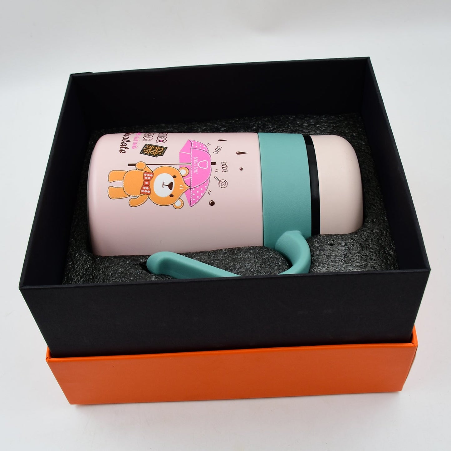 Smart Vacuum Insulated Water Bottle with LED Temperature Display & Gift Color Box (600 ML Approx) - Springkart 