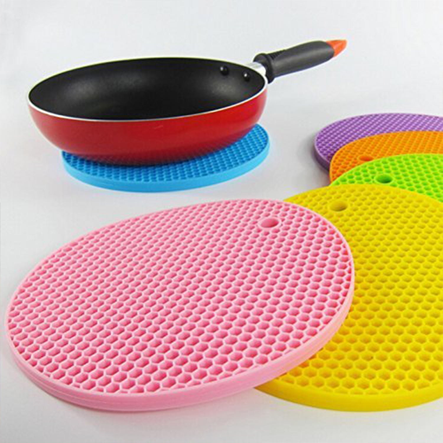 Mat, 4 Pc Silicon Hot Mat For Placing Hot Vessels And Utensils Over It Easily Without Having Any Visible Marks On Surfaces. - Springkart 