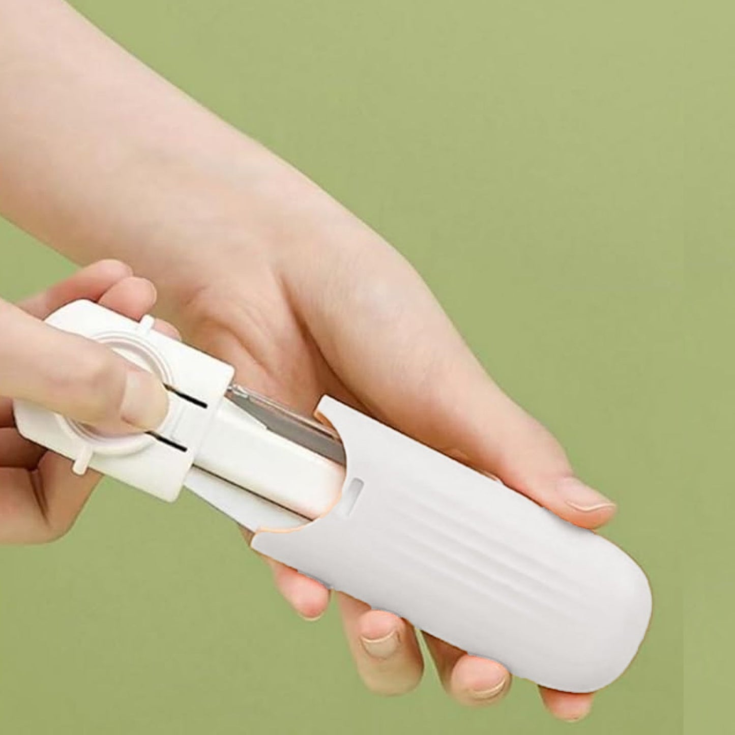 Dual-Use Knife and Peeler, 2-in-1 Stainless Steel Blades Wiith case (1 Pc) - Springkart 