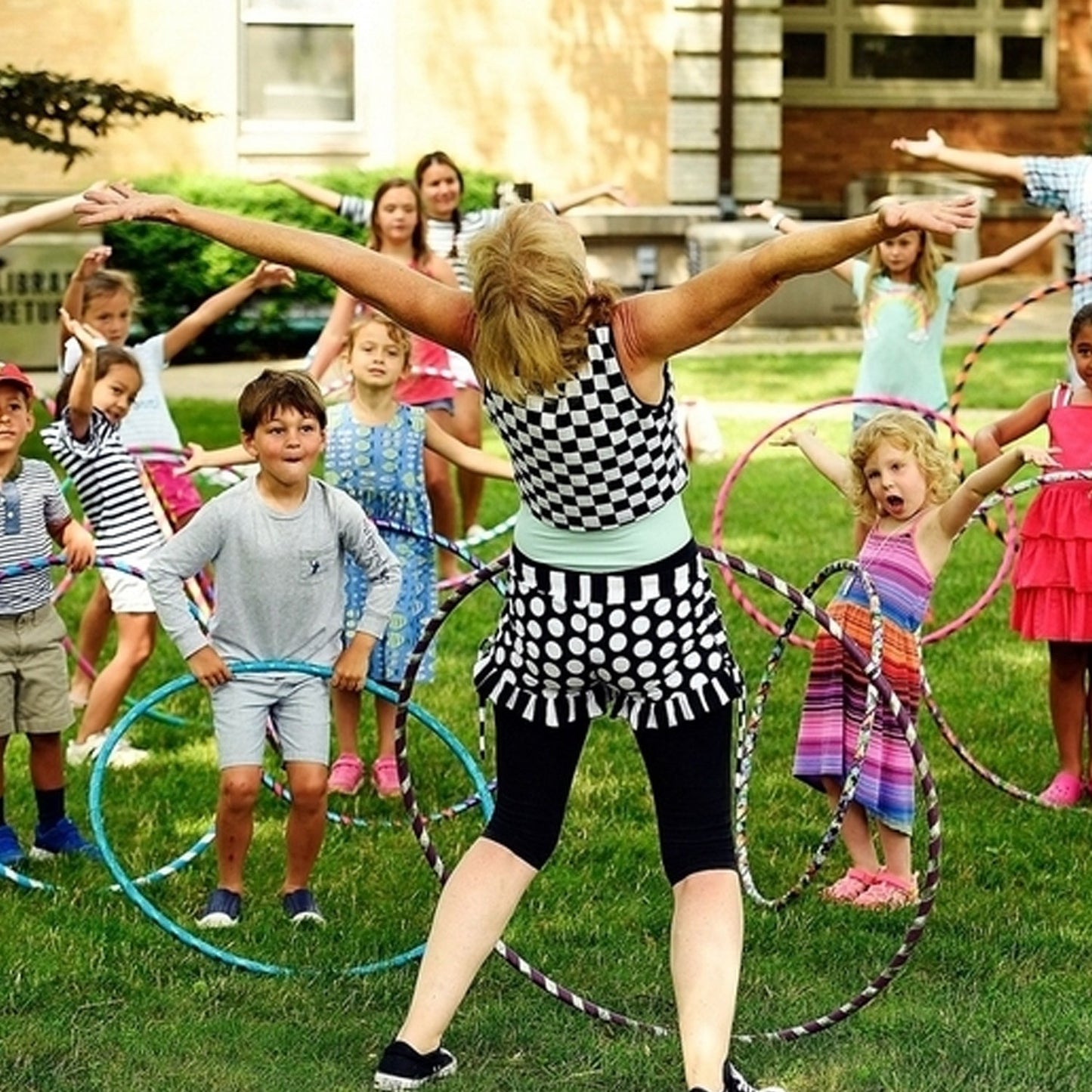 Hoops Hula Interlocking Exercise Ring for Fitness with Dia Meter Boys Girls and Adults - Springkart 