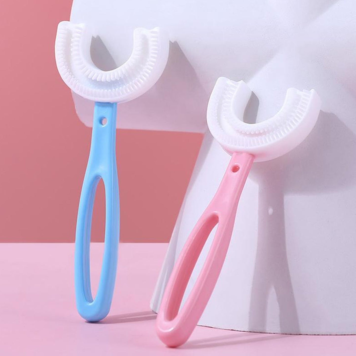 Kids U Shaped Large Tooth Brush used in all kinds of household bathroom places for washing teeth of kids, toddlers and children’s easily and comfortably. - Springkart 