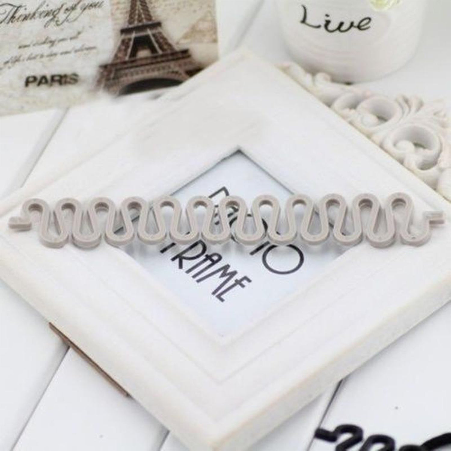 Fishbone Bun Maker widely used by women’s for making their hair looks like a fish tail and all and it used in many kinds of places like household, parlours etc. - Springkart 