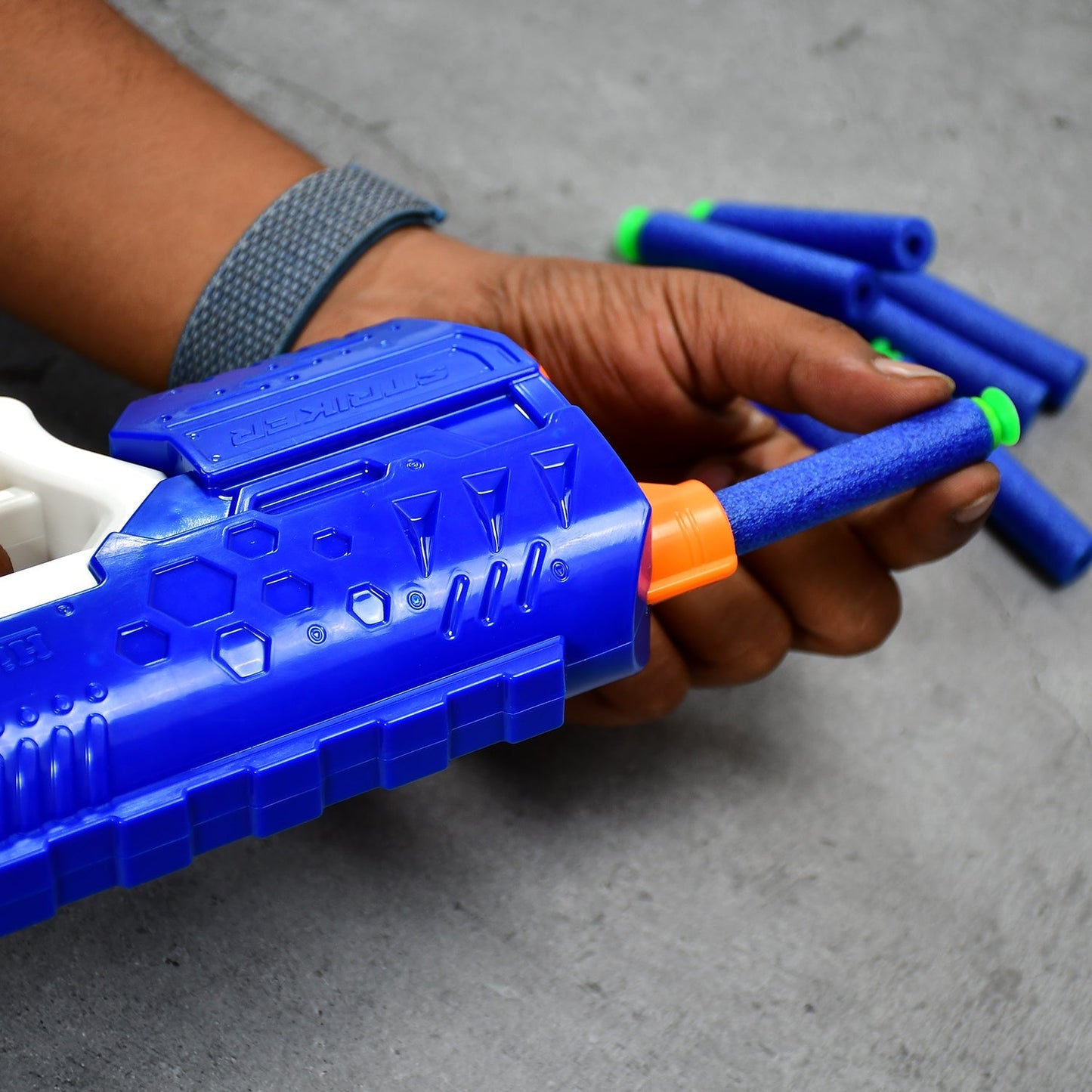 Hi-Arm Gun with 10xFoam Suction Bullet ,Made with ABS Plastic ,Solid Build ,Target Shooting - Springkart 