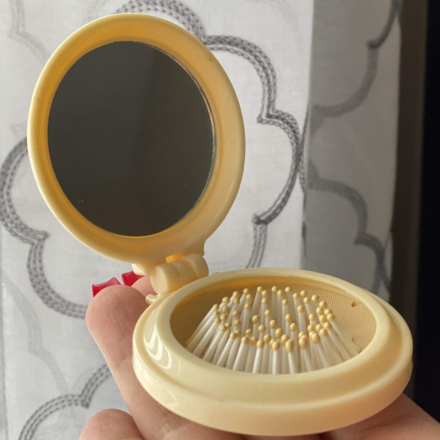 Foldable Travel Mirror Hair Brushes, 1pc Round Portable Folding Pocket Hair Brush, Mini Hair Comb Compact Travel Size, Hair Massage Comb, For Men Women And Girls - Springkart 