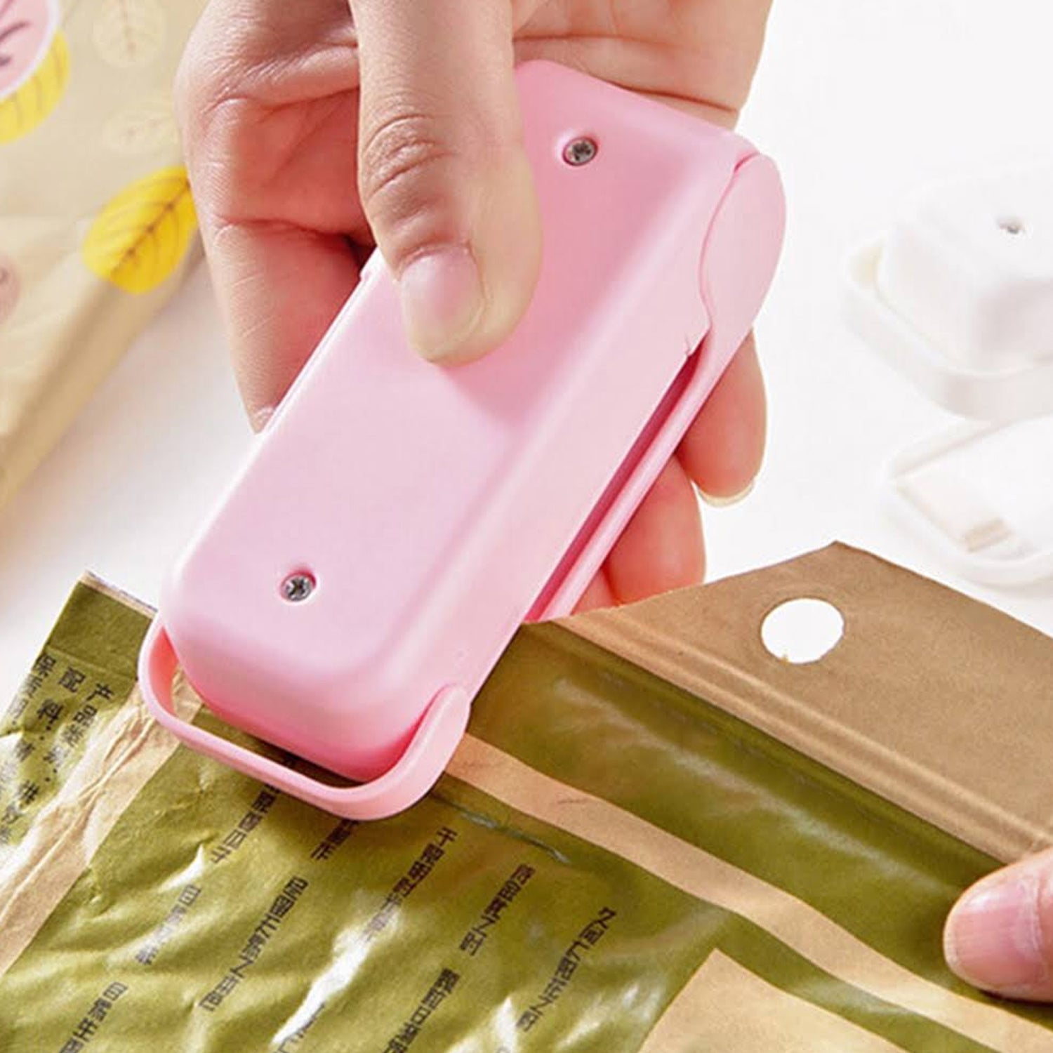 Portable Mini Handheld Sealing Machine for Plastic Bags - Springkart 