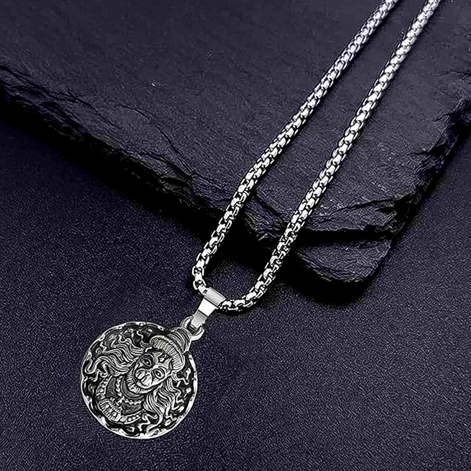 Hanuman Locket With Chain, Pendant Necklace Chain (1 Pc) - Springkart 