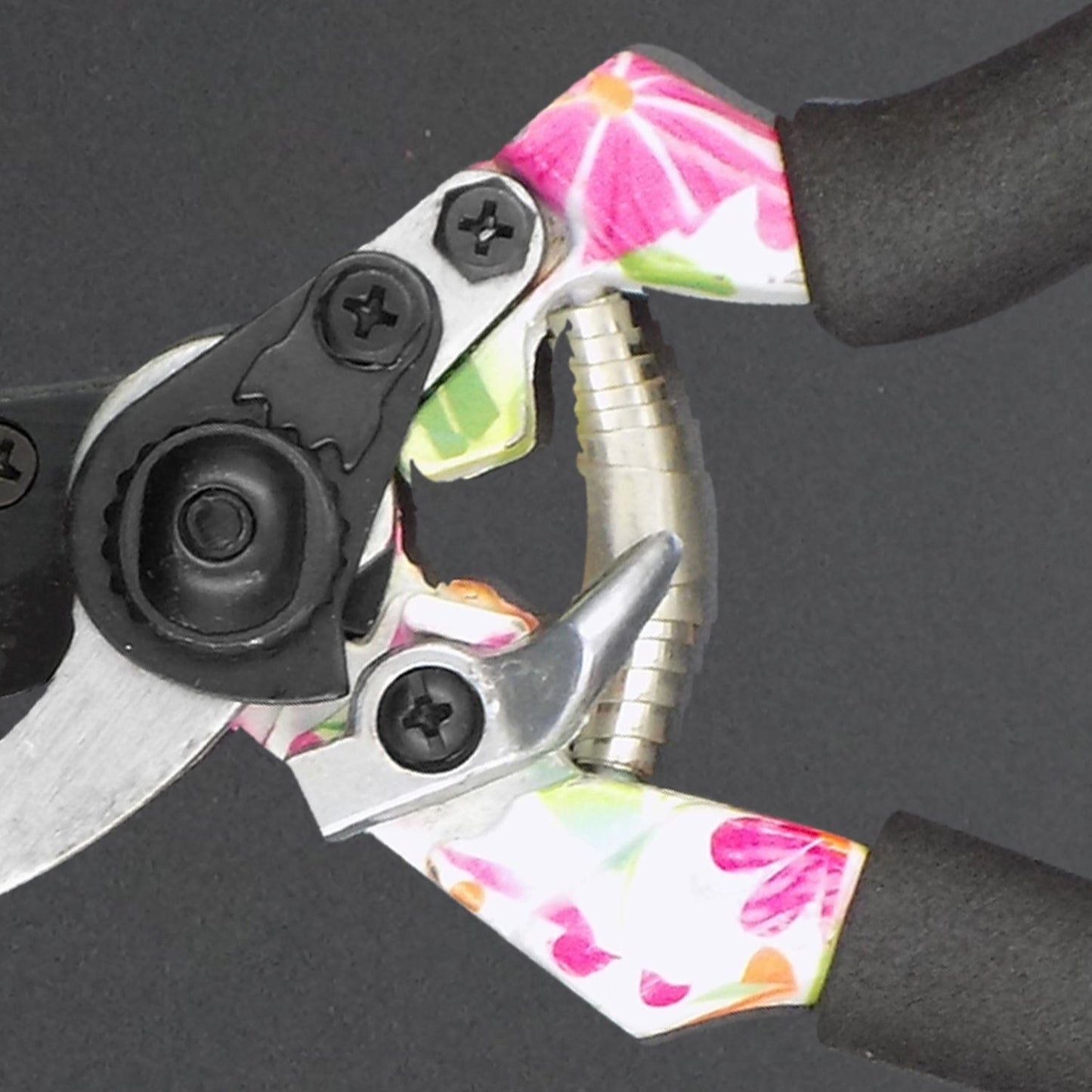 Garden Sharp Cutter Pruners Scissor with grip-handle - Springkart 