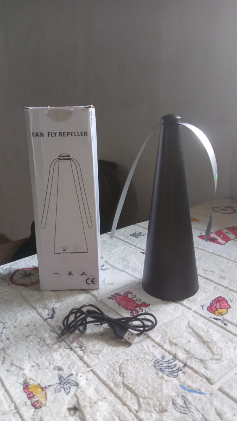 Fly Repellent Fan (Battery & USB) - Tabletop, Indoor/Outdoor, Chemical-Free - Springkart 