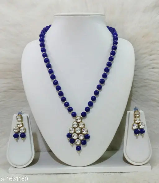 Women's Alloy Gold Plated Jewellery Set