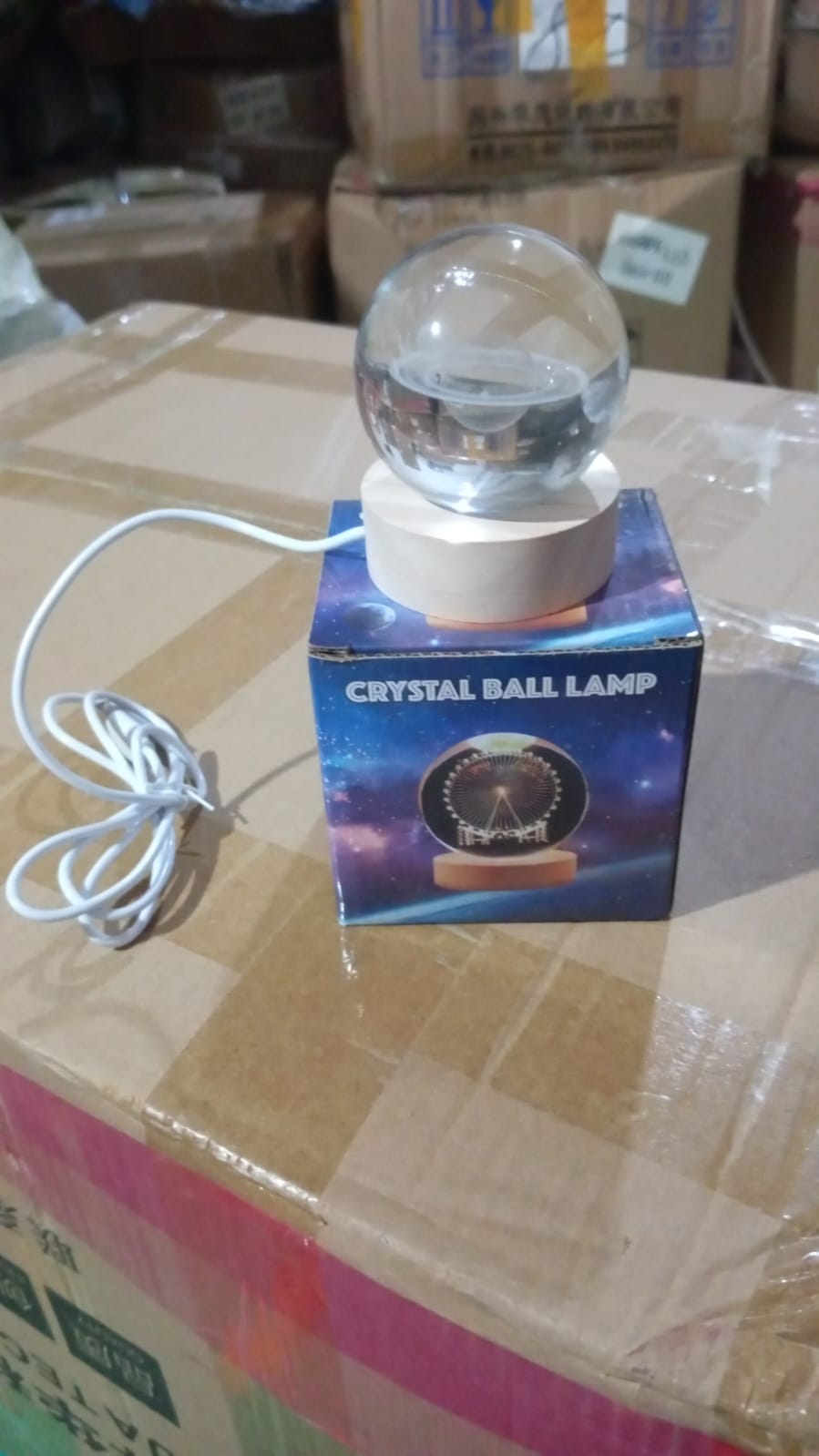 Astronaut 3D Crystal Ball lamps With Wood Base (1 Pc) - Springkart 