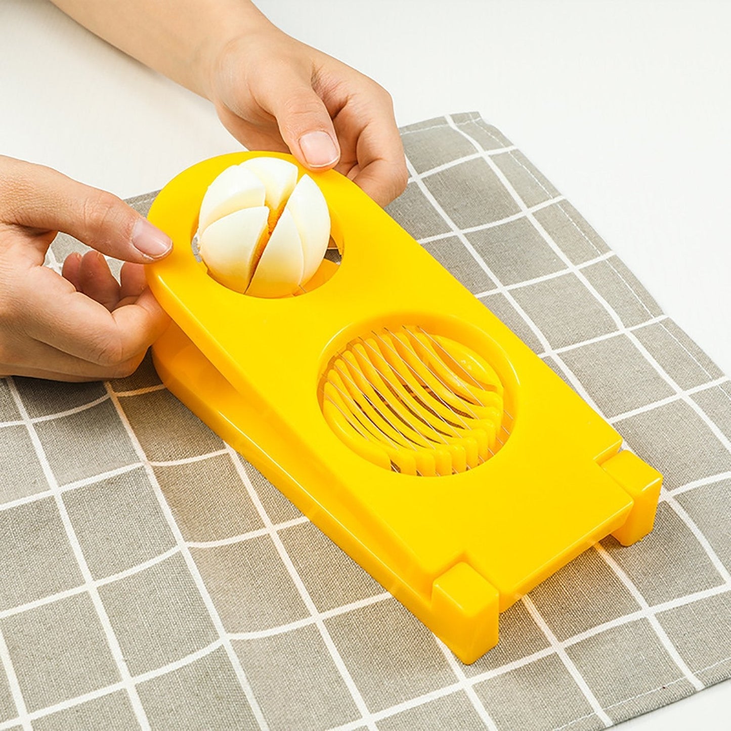 Multi-Segment 2 in 1 Egg Cutter / Slicer - Springkart 