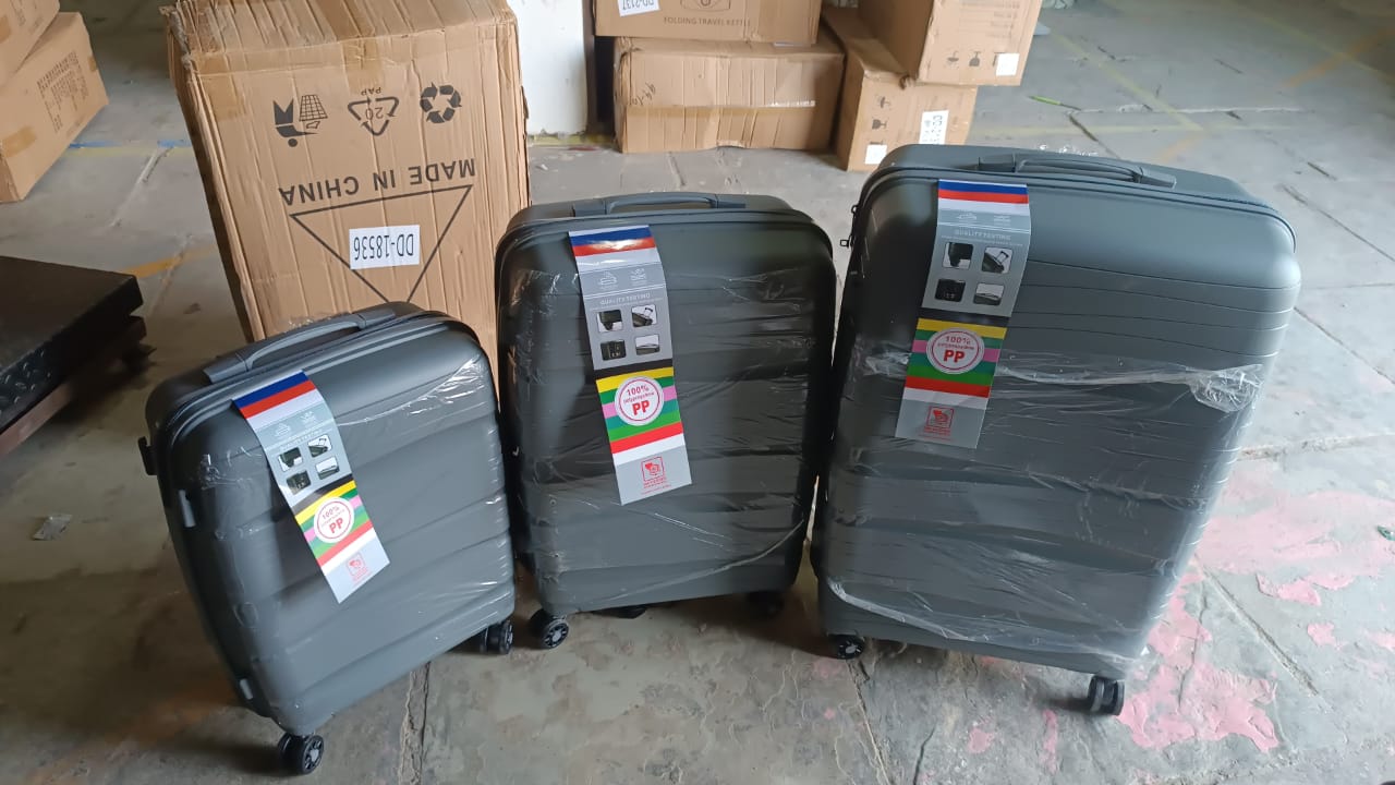 Big 3 in 1 Luggage with Wheels Travel suitcases Set (4 Pcs Set / Different Size) - Springkart 