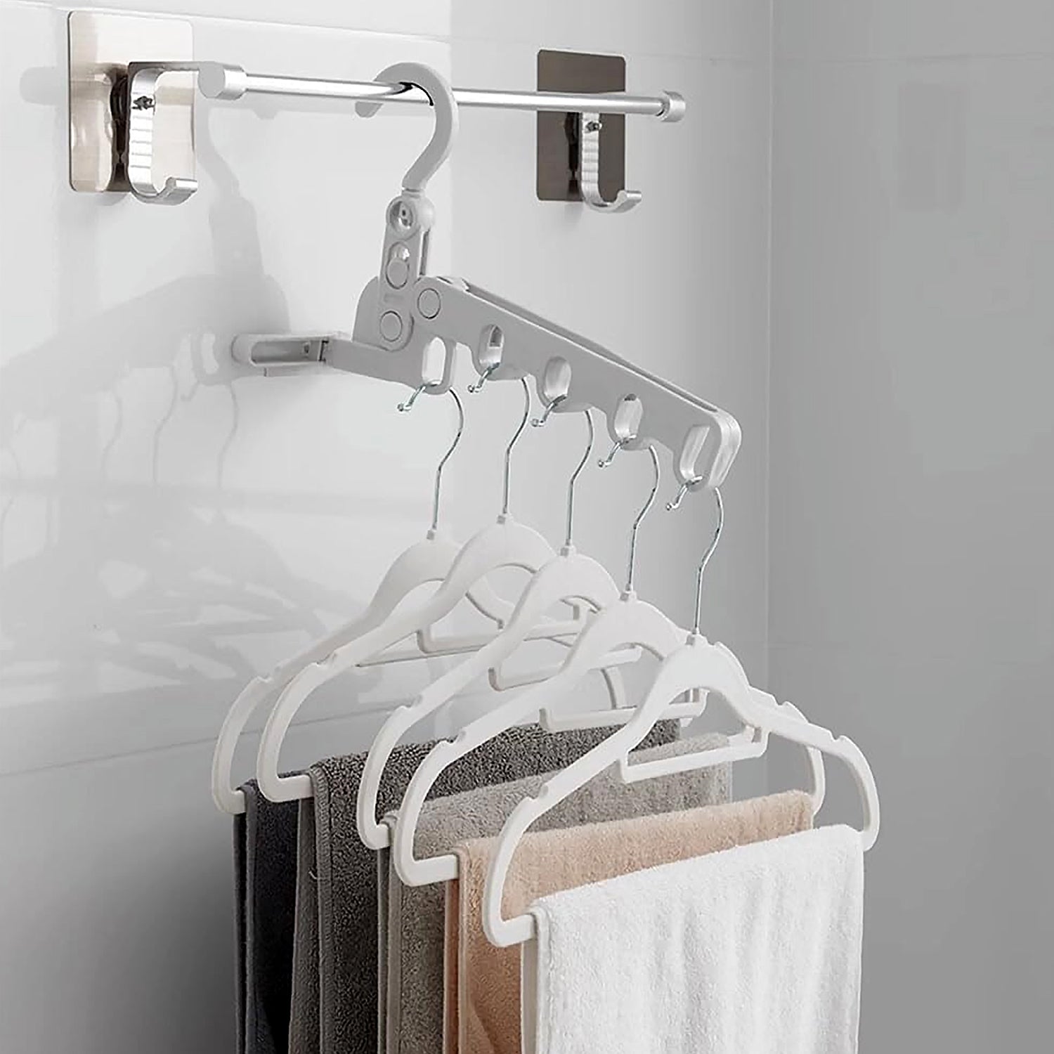 13049 5holes Foldable Clothes Hanger Travel Clothes Hanger Multifunctional Clothes Hanger Space-saving Wall Holder Clothes Rack Robust Clothes Hanger For Travel Indoors. - Springkart 