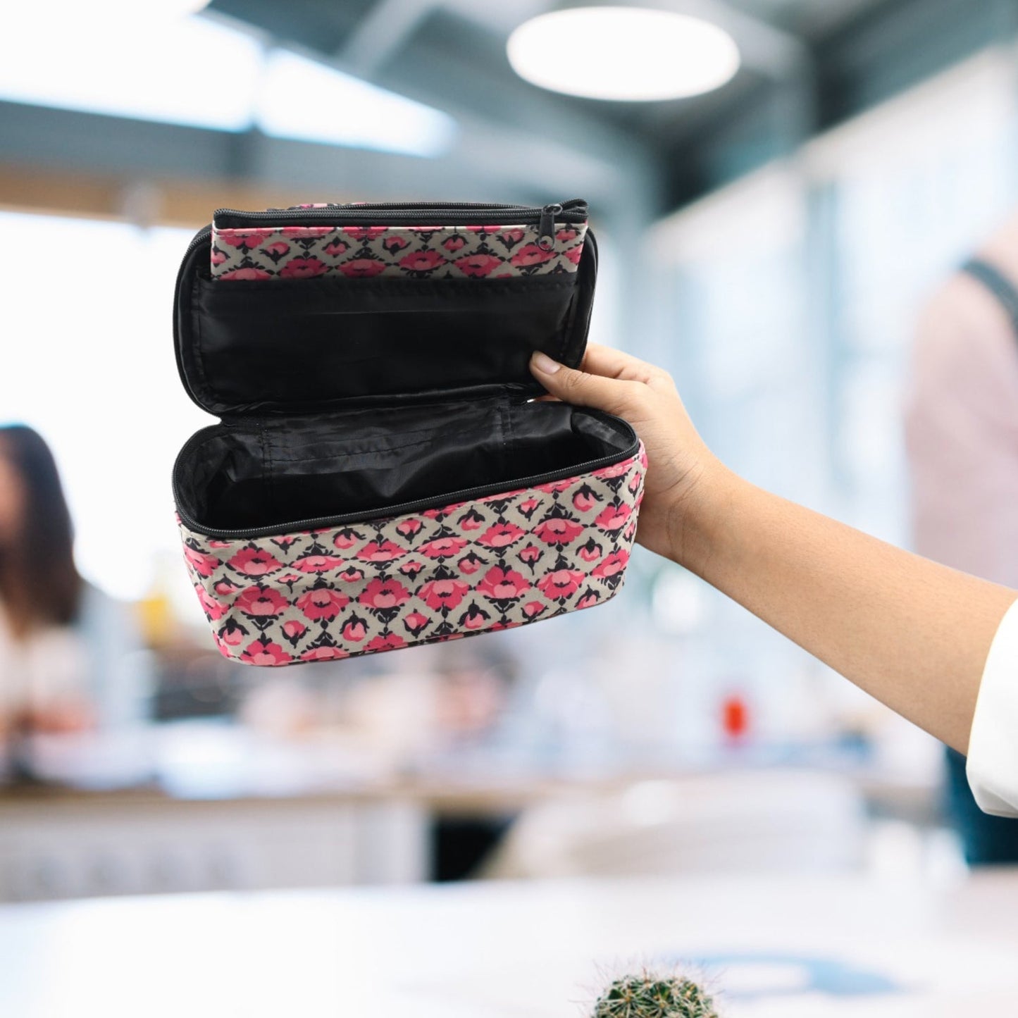 Decor Travel Makeup Bag with Small pouch Portable Organizer Makeup Cosmetic Train Case Large Capacity for Cosmetics Makeup Brushes and Toiletry Jewelry for More Storage - Springkart 
