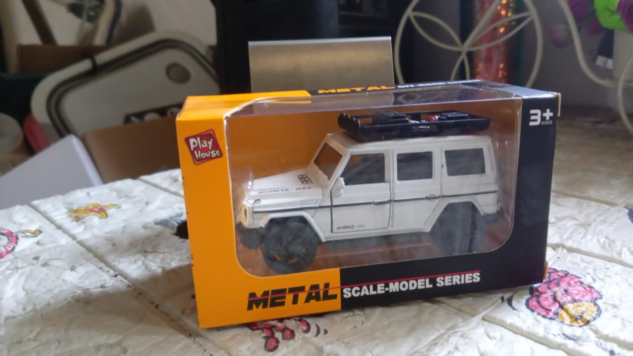 Alloy Metal Pull Back Die-cast Car, Jeep Model Car Off Road Die cast Metal Pullback Toy car with Doors Open Boys Gifts Toys for Kids Age 3+ Years (Pack of 1) - Springkart 