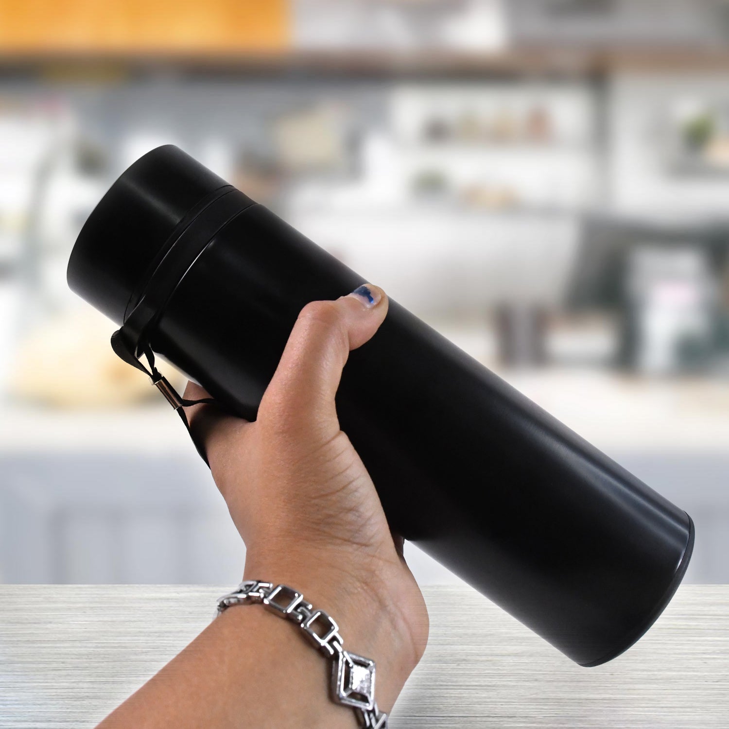 Double Wall Stainless Steel Water Bottle Screen Smart Temperature Display (500ml) - Springkart 