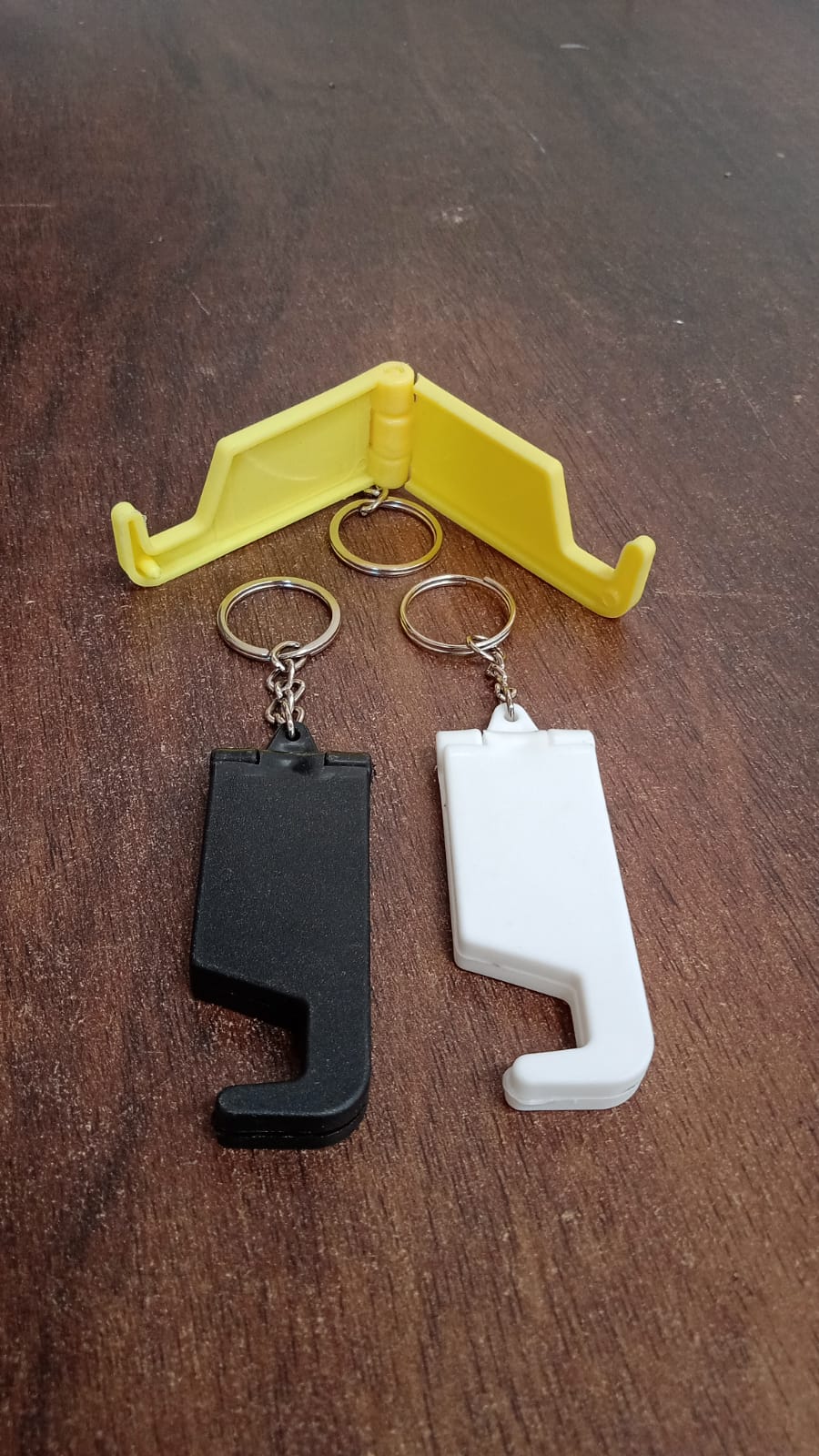 2 in 1 Plastic Keychain with Mobile Stand / Phone Holder (1 Pc / Multicolor) Pack of 3