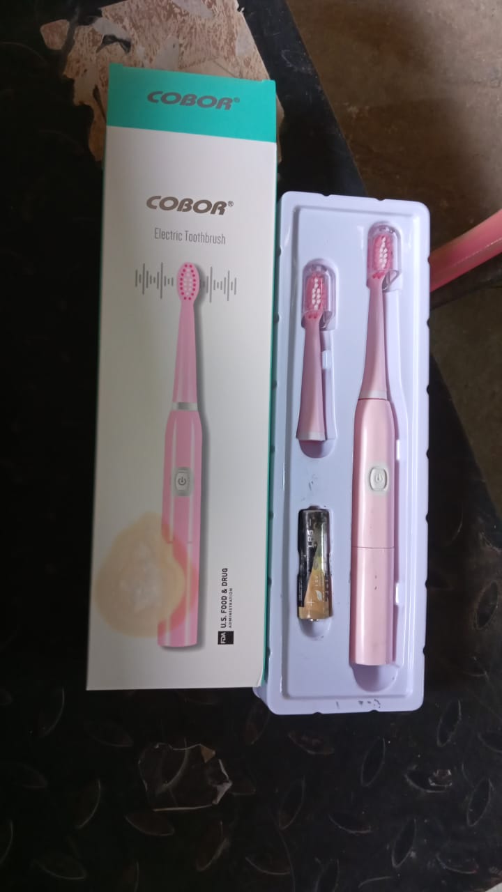 Electric Toothbrush for Kids and Adults Travel Portable Toothbrush With Extra 1 Brush Heads With 1 Battery - Springkart 