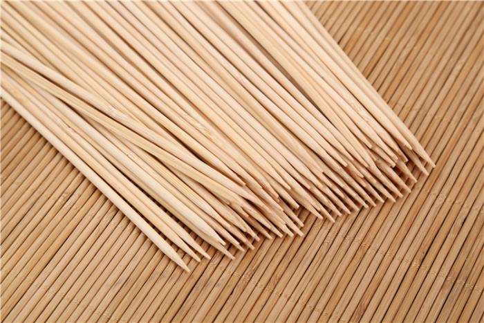 Camping Wooden Color Bamboo BBQ Skewers Barbecue Shish Kabob Sticks Fruit Kebab Meat Party Fountain Bamboo BBQ Sticks Skewers Wooden (20cm) - Springkart 